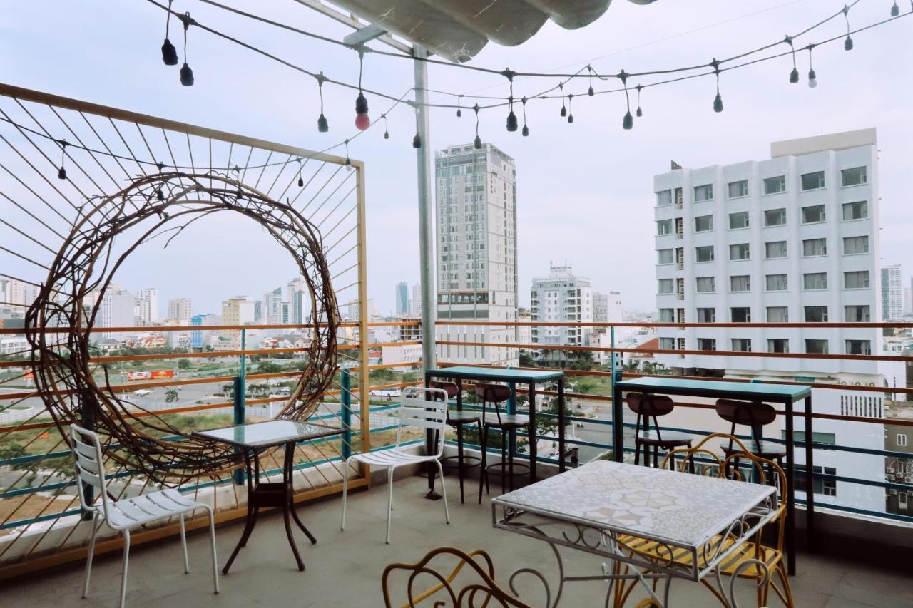 Continent Hotel Дананг Екстериор снимка