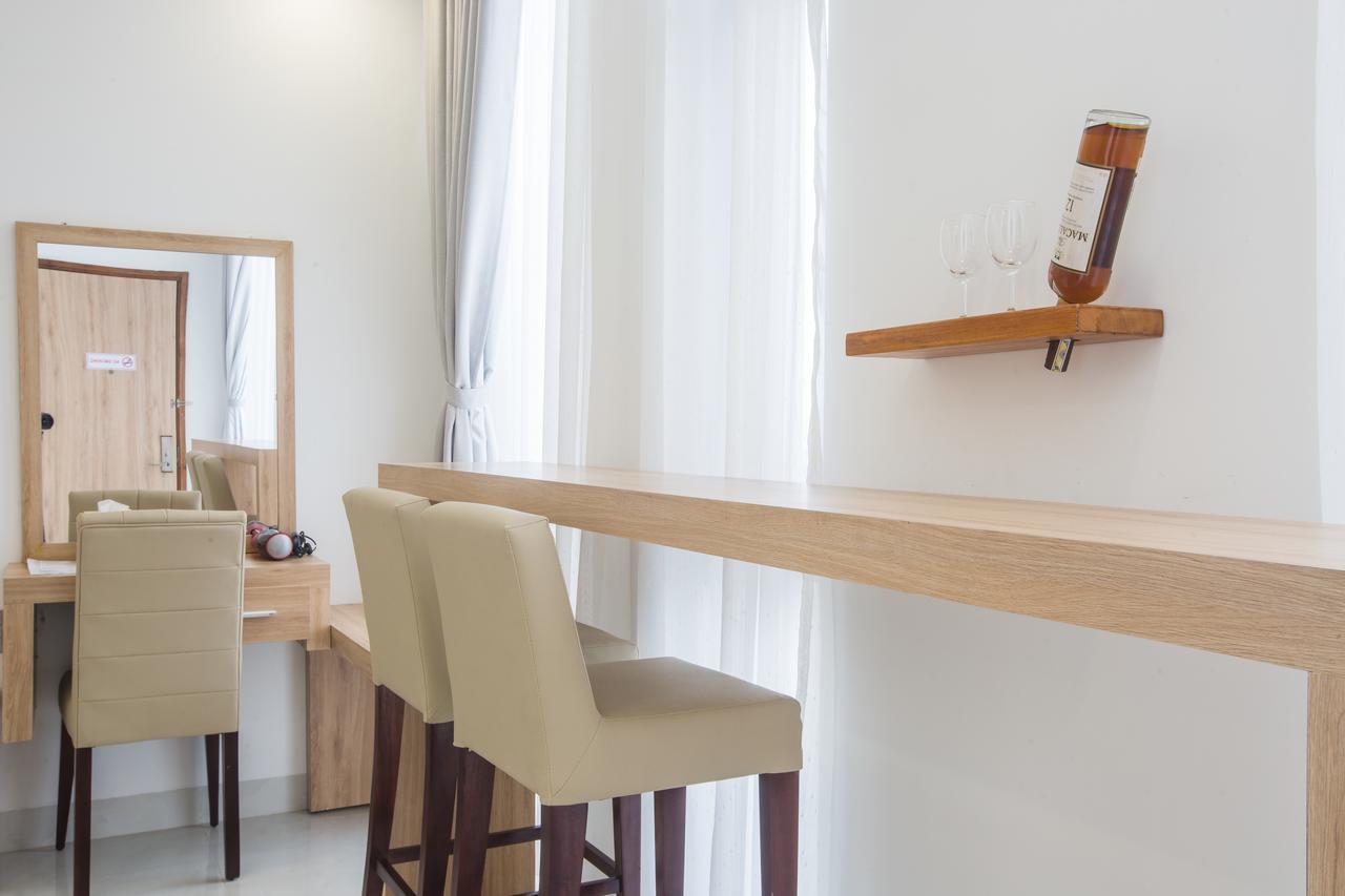 Continent Hotel Дананг Екстериор снимка