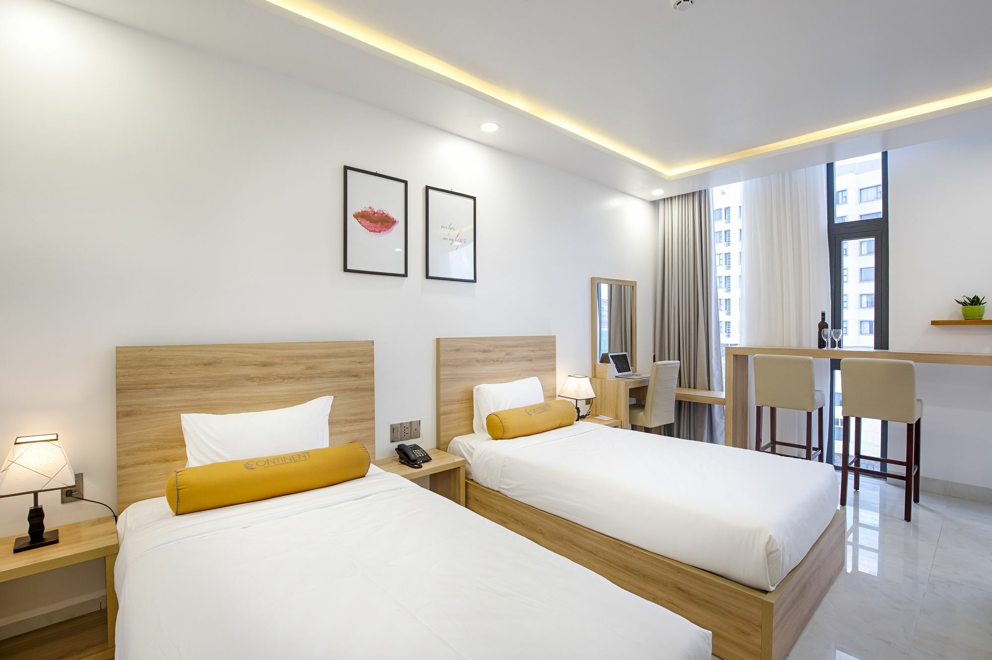 Continent Hotel Дананг Екстериор снимка