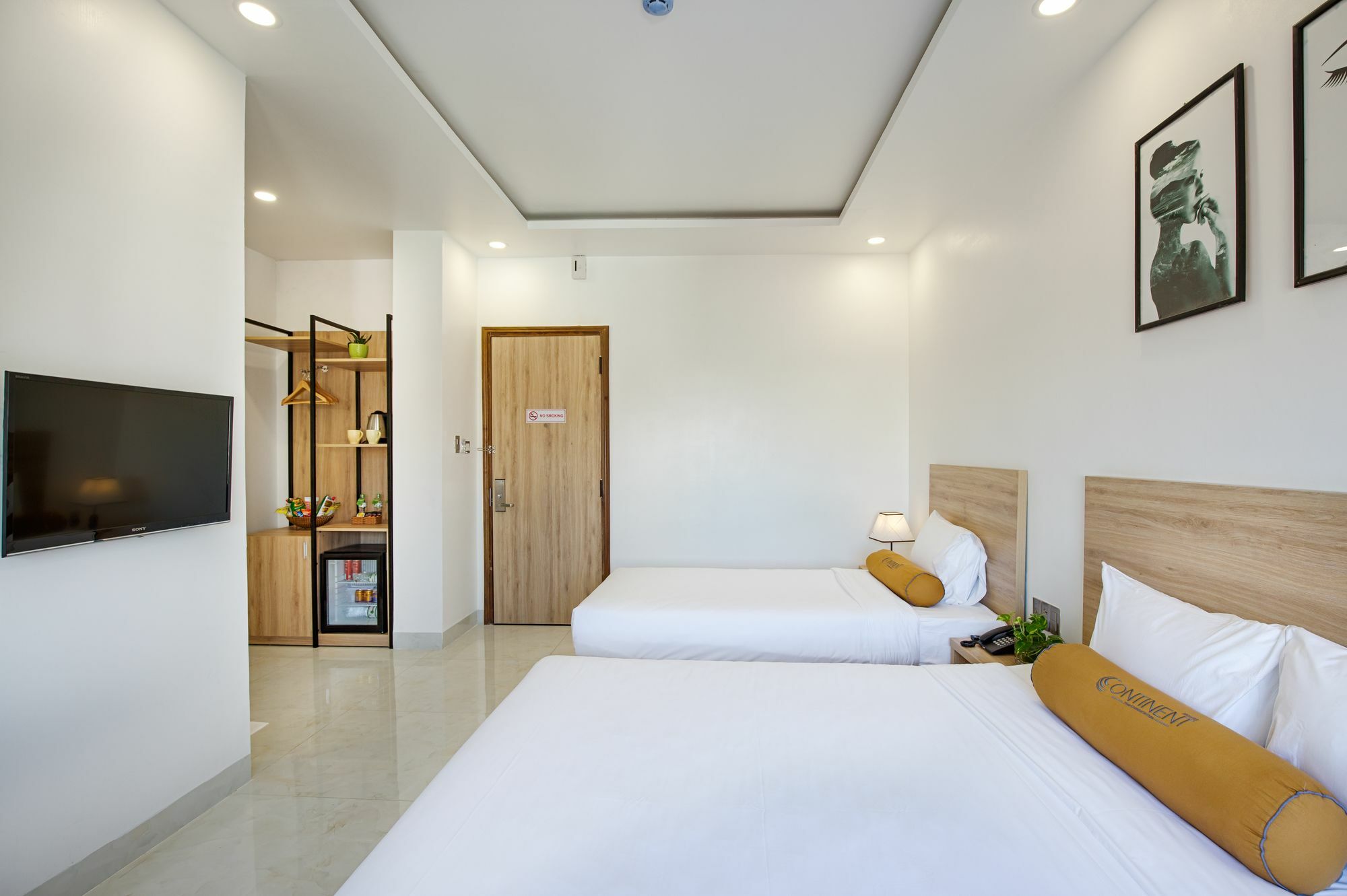 Continent Hotel Дананг Екстериор снимка