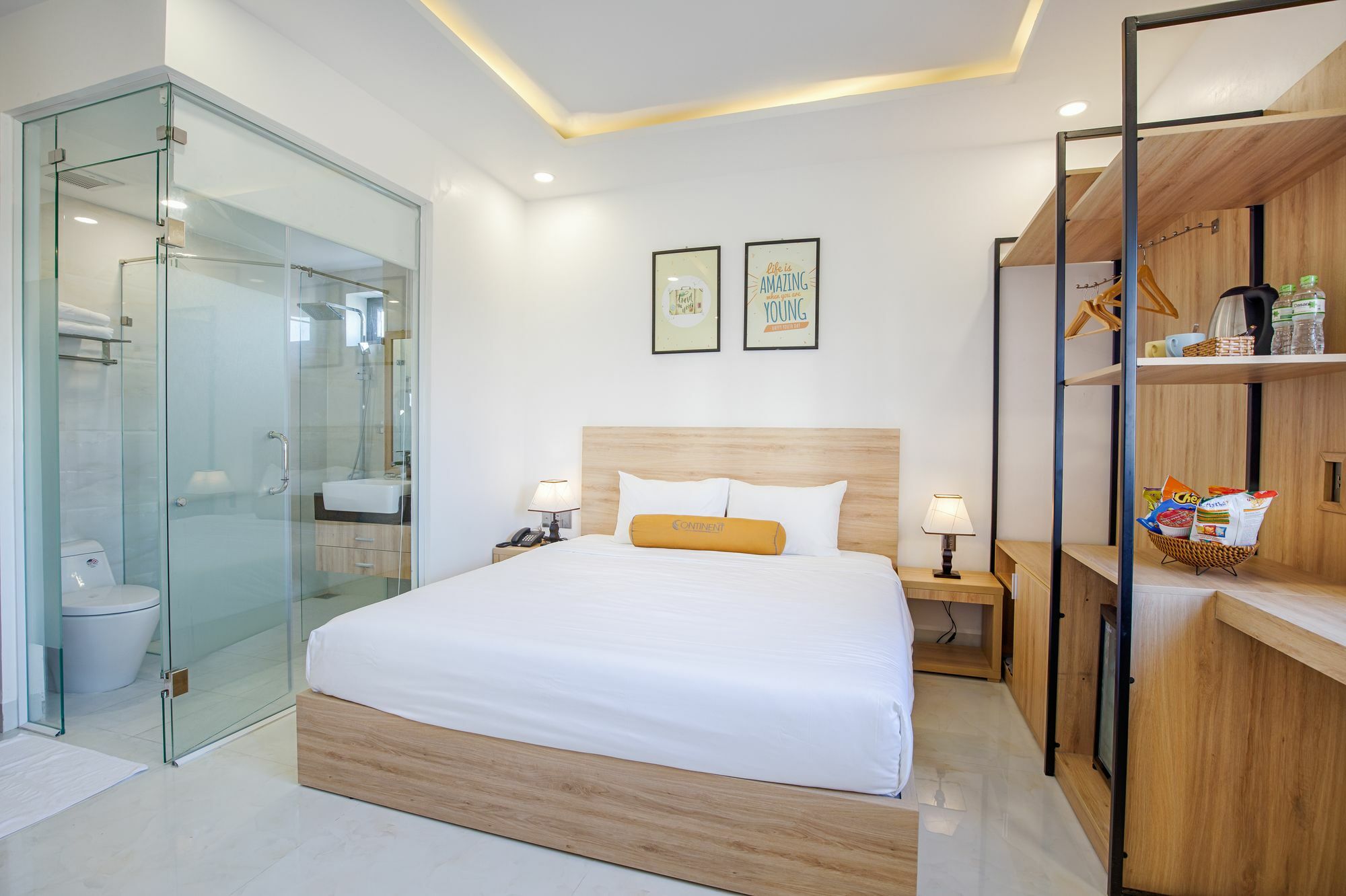 Continent Hotel Дананг Екстериор снимка